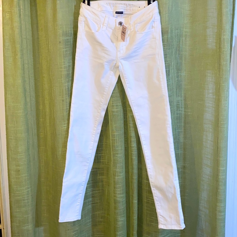 NWT American Eagle Super Stretch Jegging. Size 00 white